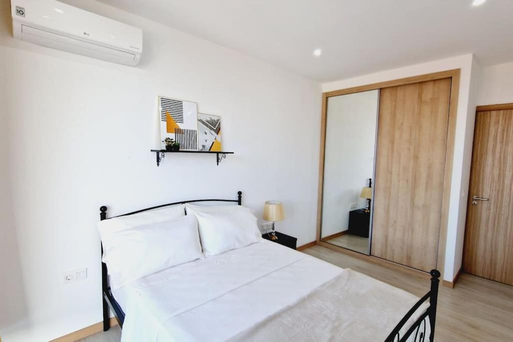 Apartamento Encantador Com Piscina E Vista Mar Apartman Praia Kültér fotó